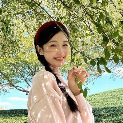 头部网红被曝偷税漏税，前后半年直播间画面流出